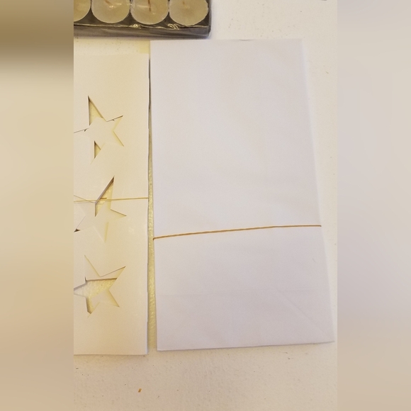 NIB Complete Luminaria Kit 6 Walkway Lanterns Outdoor Candke Holder 24 PC Kit - Picture 8 of 12